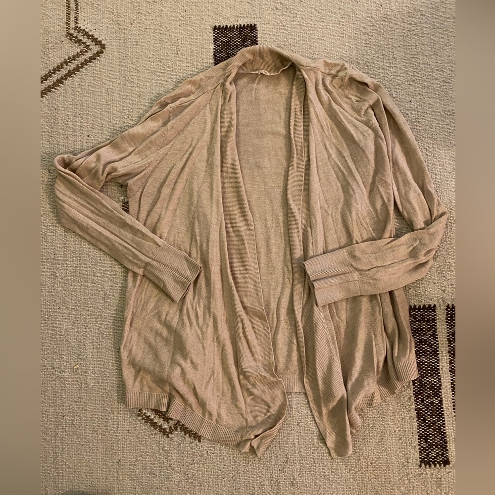 Liz Claiborne size M tan/ beige open front cardigan